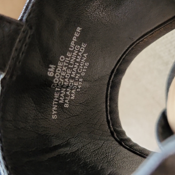 Nine West Size 6 "Goodieo" Heeled Open Toe Black and Cream - Picture 7 of 8